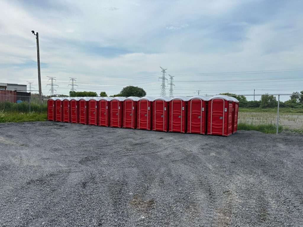 Standard portable toilet units available for rent through Lennex in GTA, Ottawa, and Montreal regions
