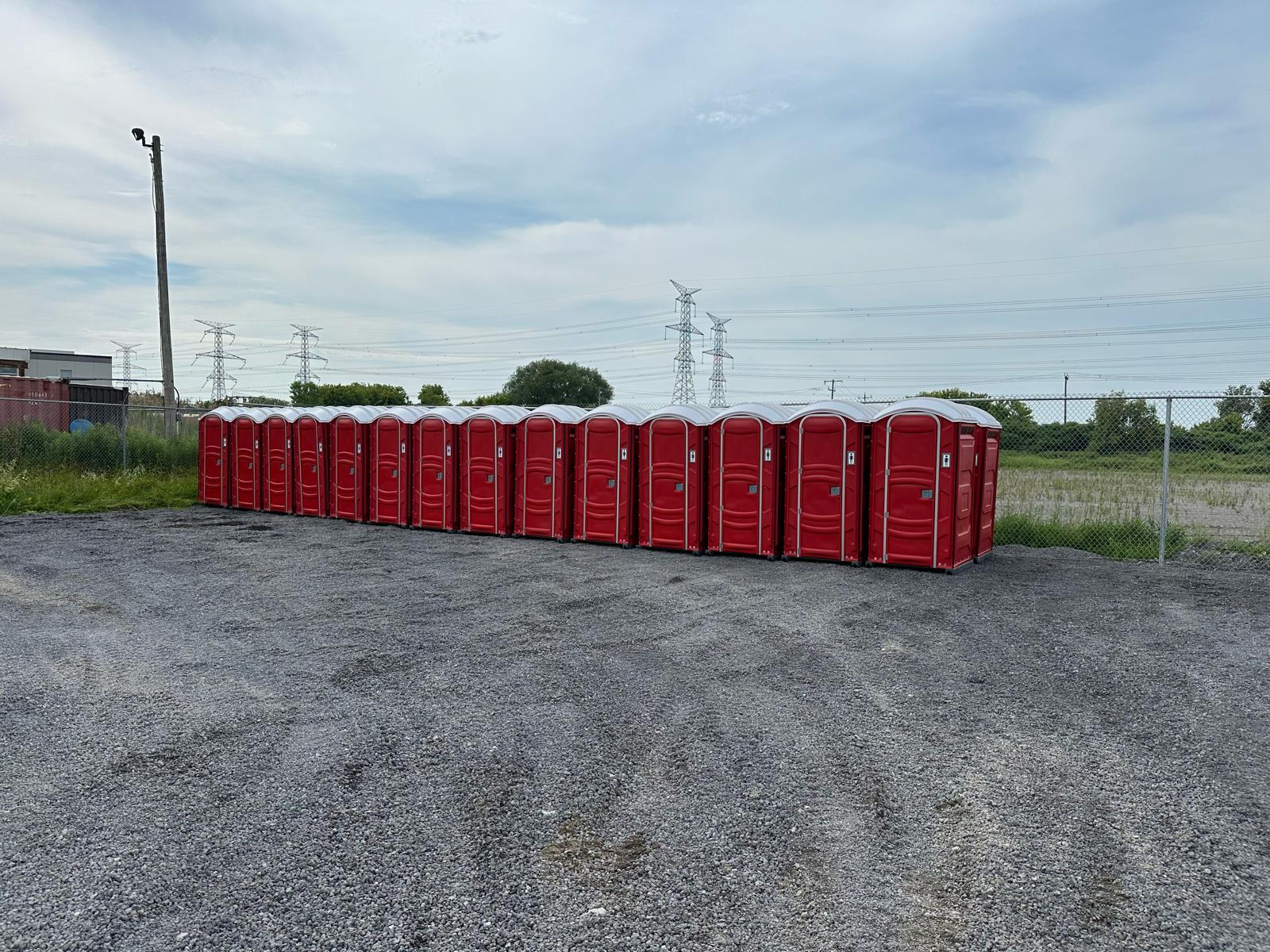 Standard portable toilet units available for rent through Lennex in GTA, Ottawa, and Montreal regions